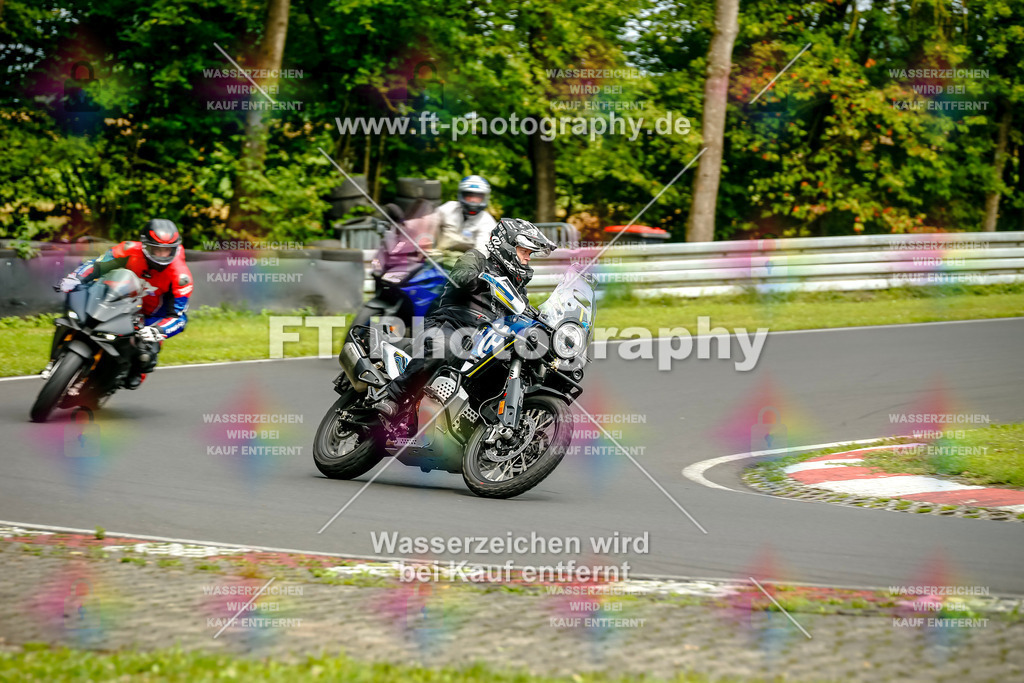 VBK-4323 | Hier findet Ihr Bilder von Touristenfahrten auf der Nürburgring Nordschleife oder von anderen Veranstaltungen die ich besucht habe. Viel Spass beim Durch Schauen 