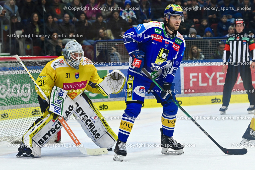 EC IDM WÄRMEPUMPEN VSV vs. Vienna Capitals | #31 Evan Cowley Vienna Capitals, #8 Maximilian Rebernig EC VSV, EC IDM WÄRMEPUMPEN VSV vs. Vienna Capitals, EC IDM WÄRMEPUMPEN VSV vs. Vienna Capitals am 16.11.2025 in Villach (Stadthalle Villach), Austria, (Photo by Bernd Stefan)
