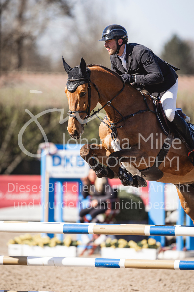 250408_Mühlen_SprPf-A2-299 | Deine schönsten Turniermomente als professionelle Fotos! Entdecke hochwertige Pferdesport-Fotografie im Online-Shop. Jetzt Fotos finden & bestellen!