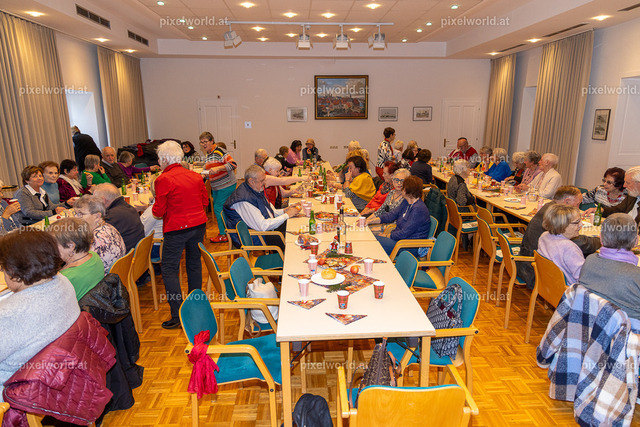 Der Nikolaus beim Seniorenbund | Bildershop von pixelworld.at - Realisiert mit Pictrs.com