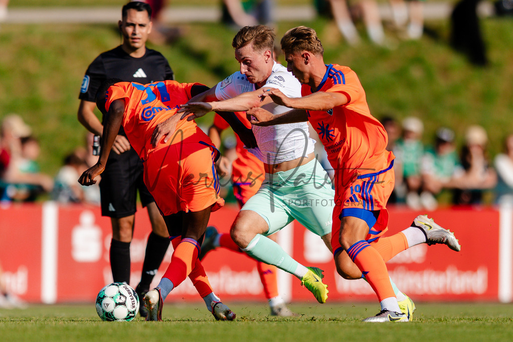 Testspiel, Saison 2026/27: SC Preußen Münster - Kickers Emden | Billerbeck, 10.07.2026: Testspiel, SC Preußen Münster gegen Kickers Emden auf der Anlage des DJK Billerbeck in Billerbeck. Foto: sportfotografie.ms | Markus Paletta - Realisiert mit Pictrs.com