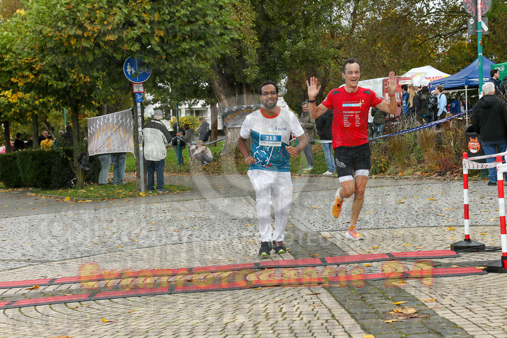 241020_1051_EX1_0163 | Sportfotografie im Rhein-Sieg Kreis, Köln, Bonn, NRW, Rheinland Pfalz, Hessen, etc. Unser Tätigkeitsfeld umfasst den Laufsport vom Volkslauf über den Marathon, Duathlon, Triathon bis zum Ultralauf wie Kölnpfad Ultra oder Schindertrail.