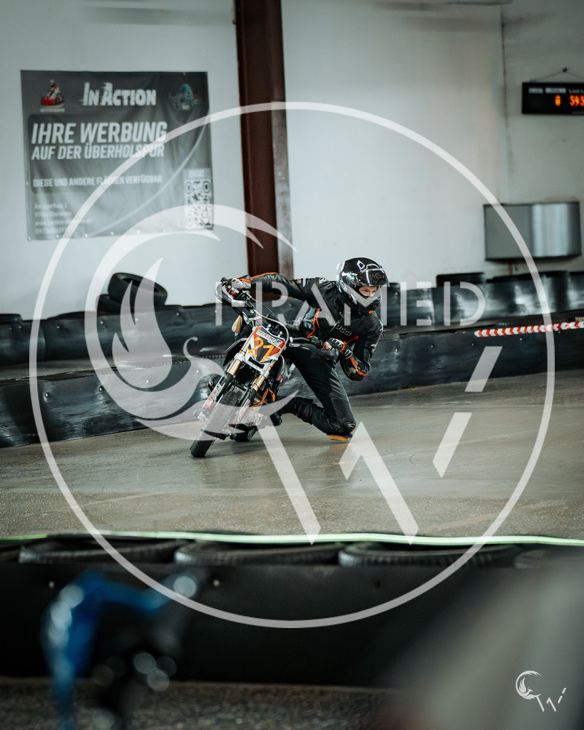 040-2 | cw-framed