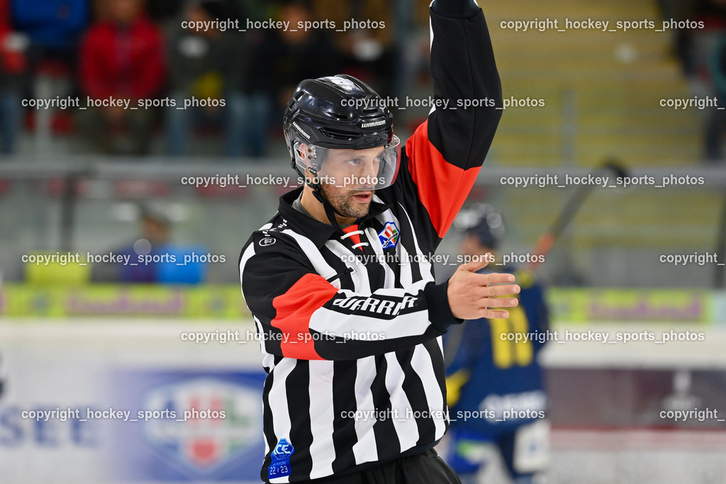 EK Zeller Eisbären vs. HDD Jesenice 1.10.2022 | MILOVANOVIC Jakob Referee