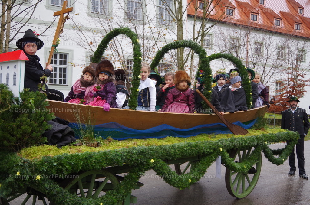 IMGP9390 | fotografiert von Axel PollmannLeonhardi Wallfahrt Benediktbeuern und Murnau, Fronleichnam, Fasching, Landschaft im Loisachtal und Benediktbeuern  - Realisiert mit Pictrs.com