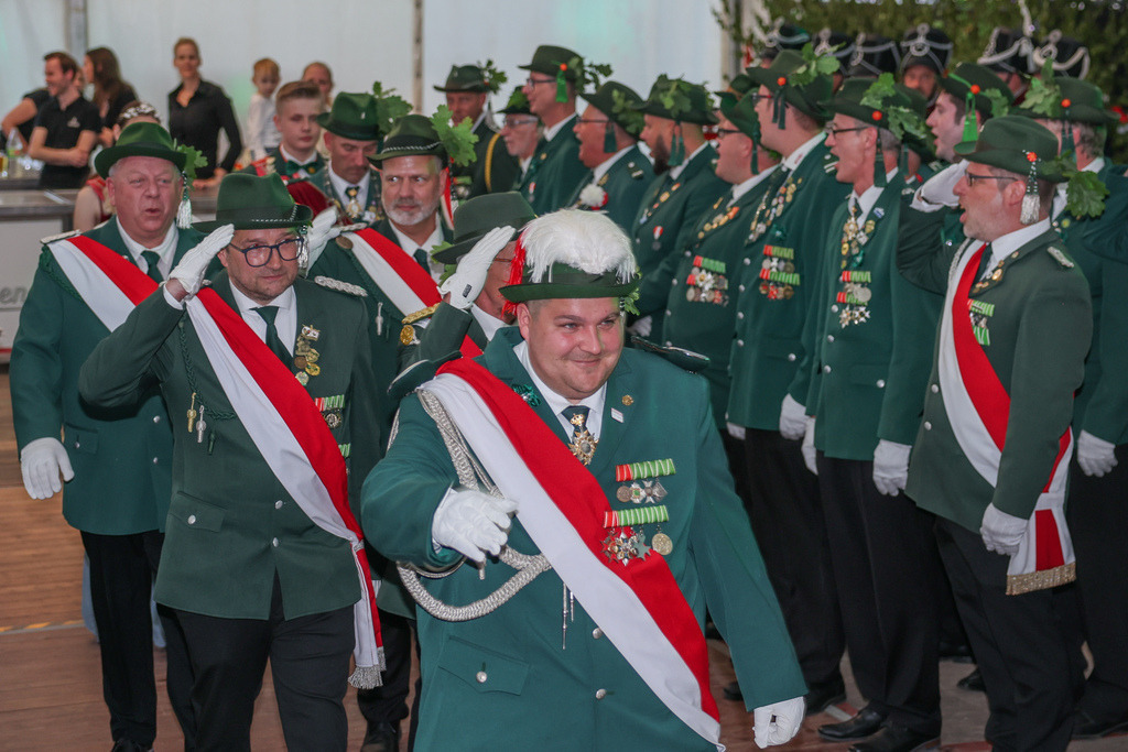 top-top.de-250530-122 | Foto, Video, Fotografie, Videografie, Fotobox, DJ, Discjockey, Musik, Musikbox, Veranstaltung, Photobooth, Amazon, Ebay, Buchtipp, Bestseller, Autor, Verlag, Buch, Wesel, Hamminkeln, NRW, Dinslaken, Rees, Drohne, Hochzeit, Party, Fotobox, Wesel, Fotograf