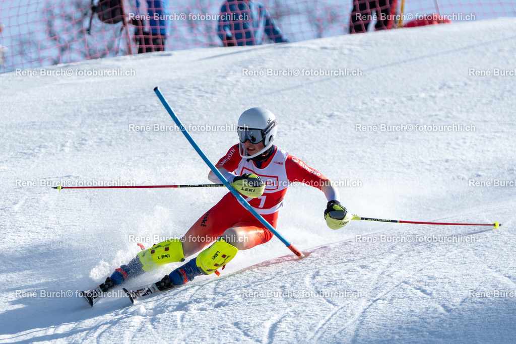 BUR03473 | René Burch leidenschaftlicher Fotograf aus Kerns in Obwalden.  Hier finden sie Sport, Landschaft und Natur Fotografie.
 - Realisiert mit Pictrs.com