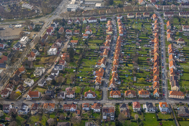 Soest240307615 | Luftbild, Reihenhaus-Wohnsiedlung mit Gartenanlagen Herenfridstraße, zwischen Kölner Ring, Westenhellweg und Pagenstraße, rote Dächer, Soest, Soester Börde, Nordrhein-Westfalen, Deutschland