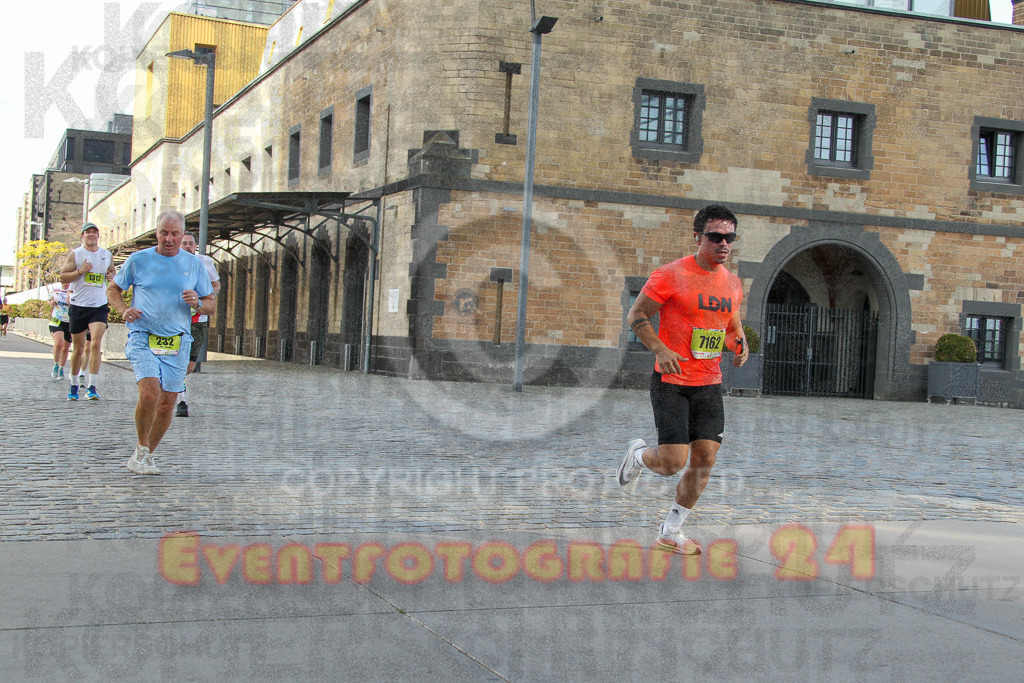 250920_1453_EV4_7439 | Sportfotografie im Rhein-Sieg Kreis, Köln, Bonn, NRW, Rheinland Pfalz, Hessen, etc. Unser Tätigkeitsfeld umfasst den Laufsport vom Volkslauf über den Marathon, Duathlon, Triathon bis zum Ultralauf wie Kölnpfad Ultra oder Schindertrail.