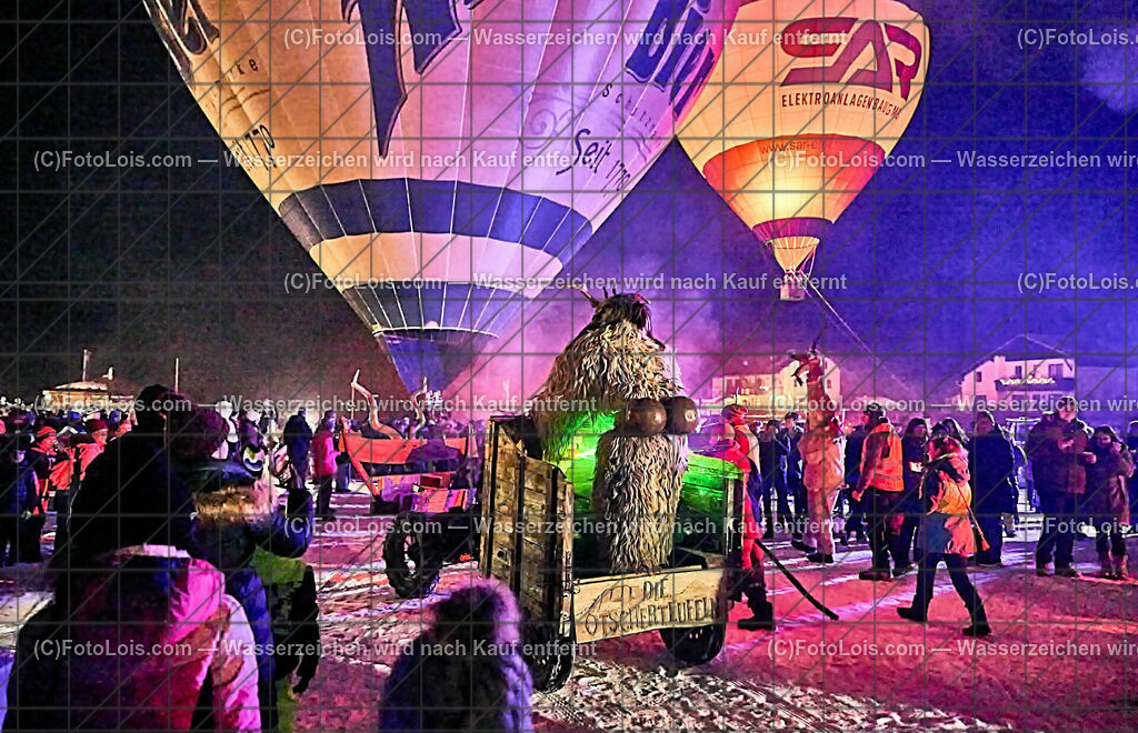 ALP8130_Nacht der Ballone_Oetscherteufeln | (C)FotoLois.com, Alois Spandl. NACHT DER BALLONE im Weitental vor der Ötscherlift-Talstation, Ballonsportclub Ötscherland & Ötscher Tourismusverband, Do 28. Dez. 2023.