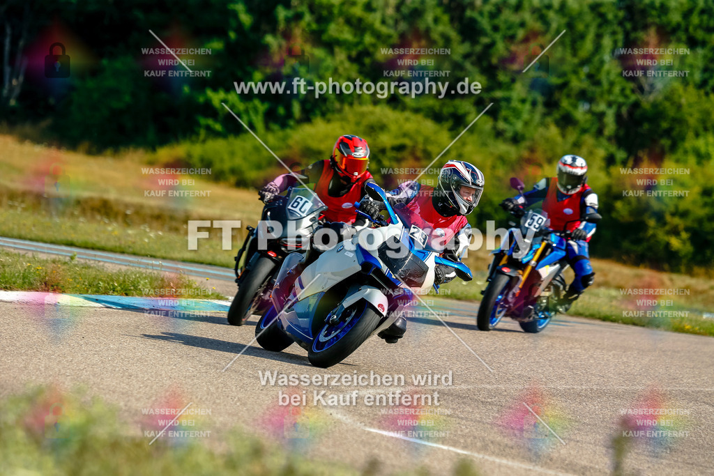 Chambley Juli-0489 | Hier findet Ihr Bilder von Touristenfahrten auf der Nürburgring Nordschleife oder von anderen Veranstaltungen die ich besucht habe. Viel Spass beim Durch Schauen 