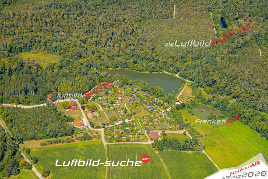 Das Luftbild zeigt :  Illingen - Die Luftaufnahme wurde 2024 vom UL-Flugzeug aus erstellt ( keine Drohne ) - Hochauflösende Luftaufnahme - Für grossformatige Ausdrucke geeignet. Die Geschenkidee !Mit Lizenz und Bildrechte bestellbar