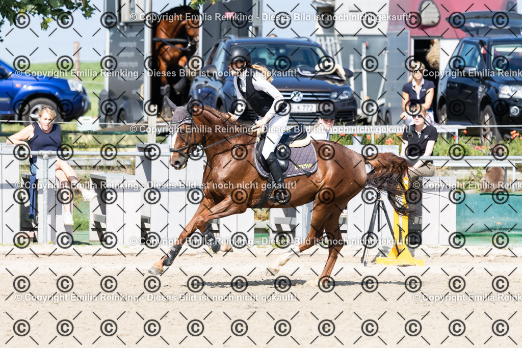 CL5A0194 | Emilia Reinking Fotografie - Realisiert mit Pictrs.com