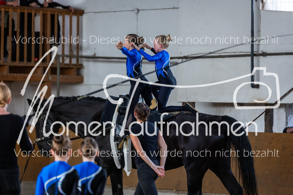 SS-Maxi-075 | MomenTaufnahmen Pferdesportfotos