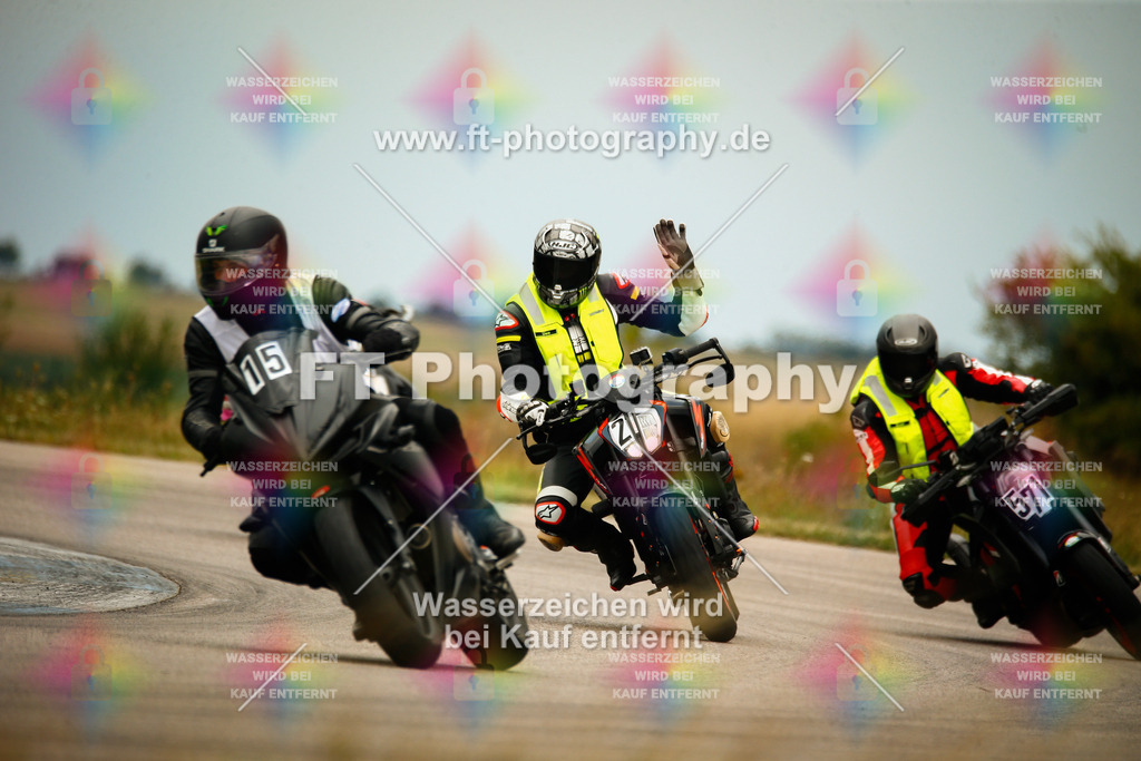 _MOT6865 | Hier findet Ihr Bilder von Touristenfahrten auf der Nürburgring Nordschleife oder von anderen Veranstaltungen die ich besucht habe. Viel Spass beim Durch Schauen 