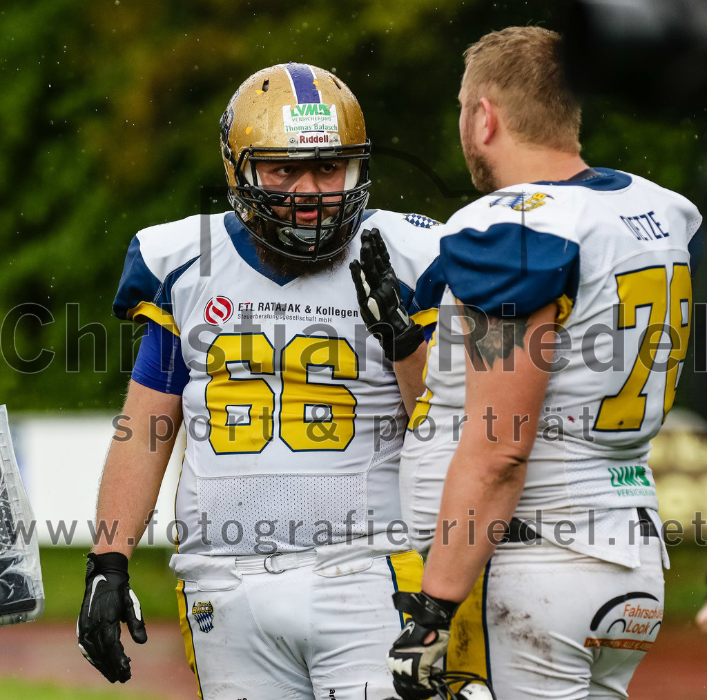 2022-05-29_112_Erding_Bulls_gegen_Nuernberg_Rams | Erding, Deutschland, 29.05.2022:
Fußball, Regionalliga 2022, 5. Spieltag, Erding Bulls gegen Nürnberg Rams, Endergebnis: 10:16

+e66+, Dustin Dietze (Erding Bulls, #78)

Foto: Christian Riedel / fotografie-riedel.net