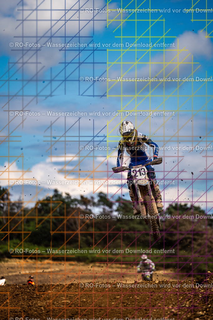 Sechshelden 2026 Samstag -1847 | Sportfotografie von RO-Fotos: Motorsport, Motocross, Enduro, Laufveranstaltungen und Triathlon. Professionelle Fotos von Sportlern und Events. - Realisiert mit Pictrs.com