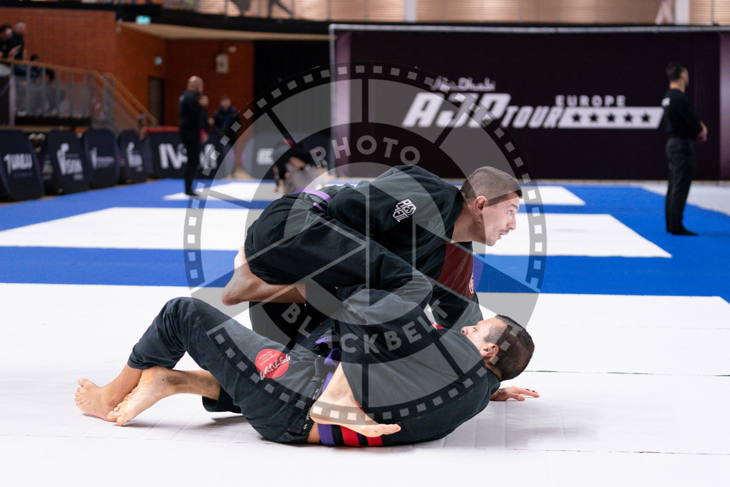 20241013PBB3002 | Athletes compete during the AJP Tour Europe Continental Jiu-Jitsu Amateurs & Masters Championship on October 13, 2024 in Almere near Amsterdam, Netherlands. © Chiara Dazi / photoblackbelt