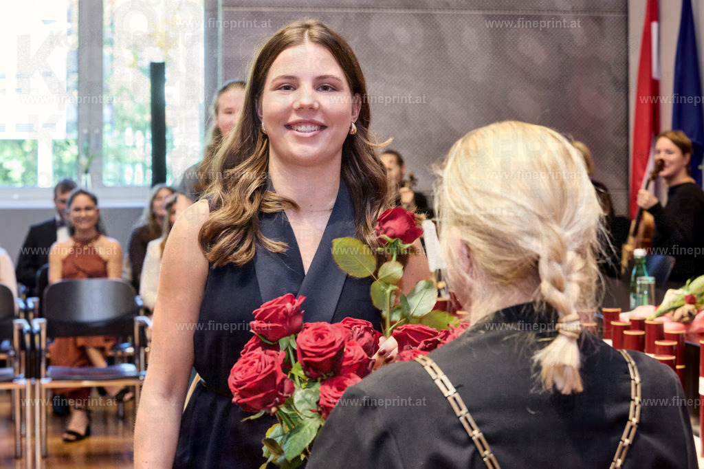 I025 | fineprint.at