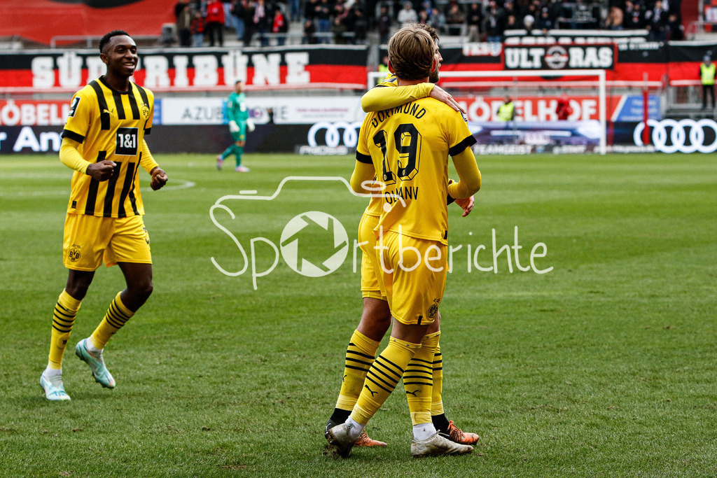 FC Ingolstadt - Borussia Dortmund Amateure | Dortmund jubelt ueber den Treffer zum 0-1 durch Justin NJINMAH (BVB #11) / DFL REGULATIONS PROHIBIT ANY USE OF PHOTOGRAPHS AS IMAGE SEQUENCES AND/OR QUASI-VIDEO