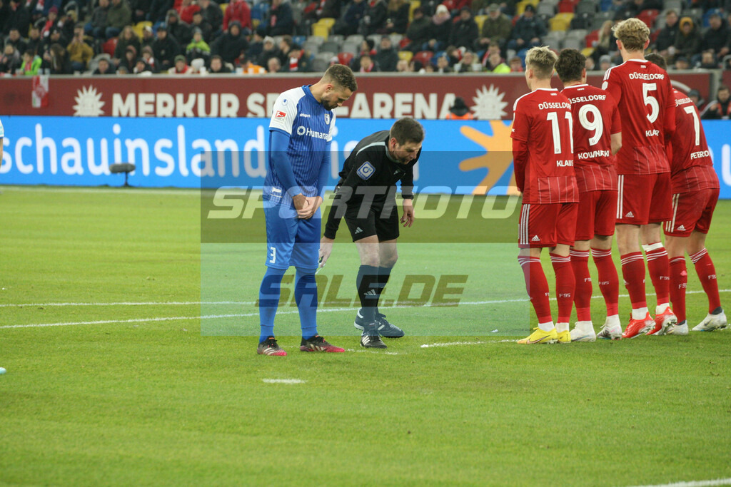 Fortuna Düsseldorf - 1. FC Magdeburg | Frank Willenborg (Referee) - © Sportfoto-Sale (MK) - Realisiert mit Pictrs.com
