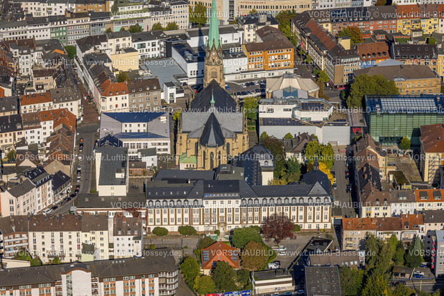 Hagen241005191 | Luftbild, kath. Kirche St. Marien im Stadtzentrum, Osthaus Museum Hagen und Emil Schumacher Museum, Wohngbeiet an der Bergstraße, Mittelstadt, Hagen, Ruhrgebiet, Nordrhein-Westfalen, Deutschland
