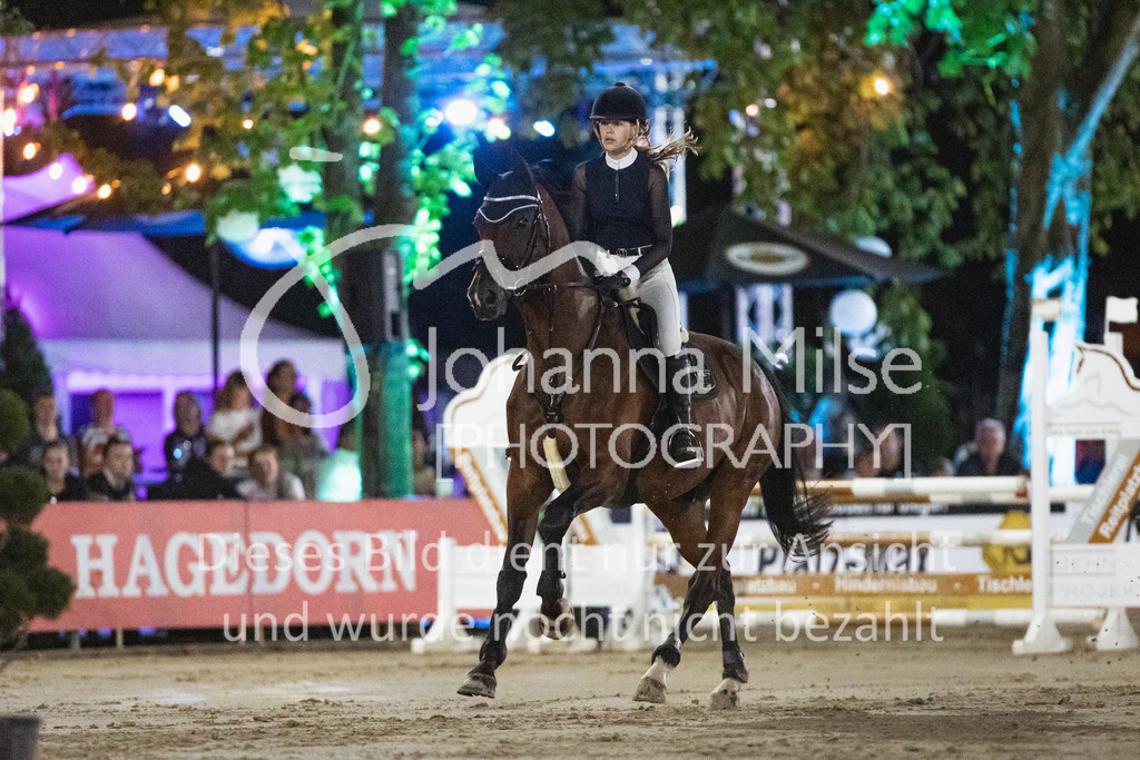 220825_Delbrueck_A1-Mannschaft-445 | Deine schönsten Turniermomente als professionelle Fotos! Entdecke hochwertige Pferdesport-Fotografie im Online-Shop. Jetzt Fotos finden & bestellen!
