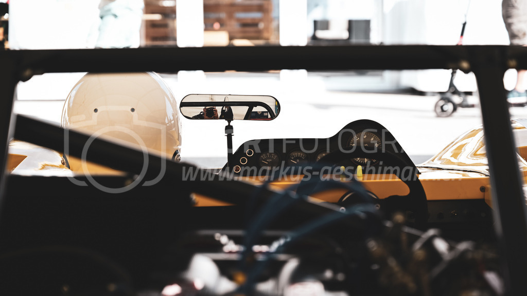 19. Arosa ClassicCar 2023 - 3. September 2023 | 19. Arosa ClassicCar 2023
Arosa, Schweiz
Cockpit des Sbarro Spyder, Jahrgang 1970, von Huschka Andreas aus Waiblingen (Startnummer 605).
@arosaclassiccar, @arosa.official, #arosaclassiccar, #arosa, #76curves, #classiccar
Bild: Sportfotografie Markus Aeschimann | www.markus-aeschimann.ch - Realisiert mit Pictrs.com