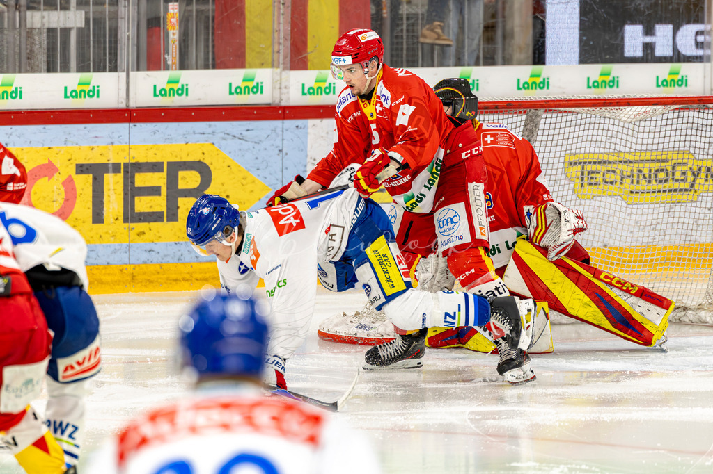 EHCB vs GCK _1-823045632 | Sportbilder, Sportfotograf, Hochzeits- und Eventfotografin, Flugshows, Portraits und Tiershooting, Aviation, Downhill, Nationalleague, Swissleague, International