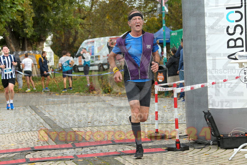 241020_1019_EX1_8708 | Sportfotografie im Rhein-Sieg Kreis, Köln, Bonn, NRW, Rheinland Pfalz, Hessen, etc. Unser Tätigkeitsfeld umfasst den Laufsport vom Volkslauf über den Marathon, Duathlon, Triathon bis zum Ultralauf wie Kölnpfad Ultra oder Schindertrail.