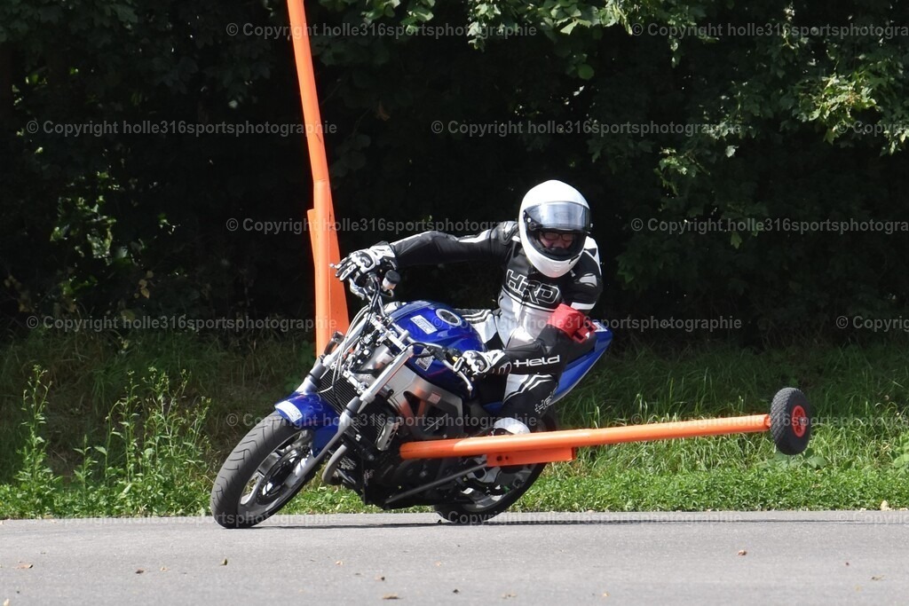 DSC_0764 | Sportfotografie , Motorsport, Motoross, Reitsport, Mointainbike, Enduro,
Landschaft , Outdoor, Eventfotografie, Landschaft, Bilder online bestellen - Realisiert mit Pictrs.com