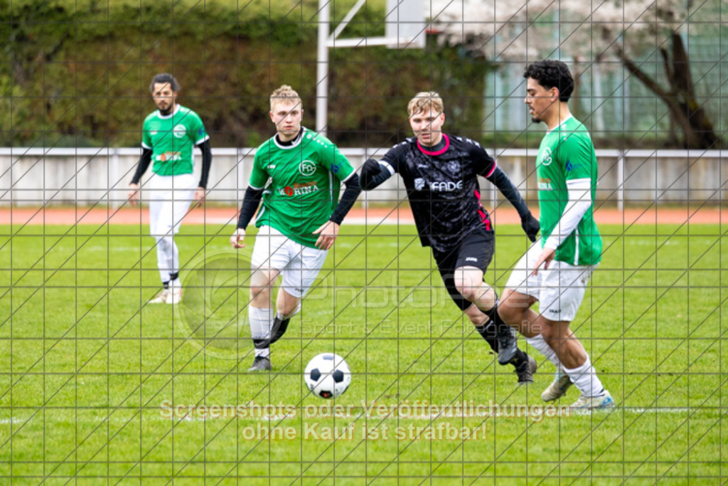 20260315_154256_0206 | #,TPSG Frisch Auf Göppingen (grün) vs. 1.Göppinger SV II (schwarz), Fussball, Kreisliga B8, Bezirk Neckar/Fils, 19. Spieltag, Saison 2025/2026, Rasenplatz Dr. Heinrich Zeller Stadion, Hohenstaufenstraße 142, 73033 Göppingen, 15.03.2026 - 15:00 Uhr,Foto: PhotoPeet / Event- &amp; Sportfotografie / Peter Harich