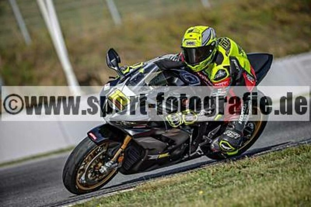 pube9213 | Professionelle Fotos von Sportveranstaltungen, aber auch Hochzeiten und anderen Events. - Realisiert mit Pictrs.com