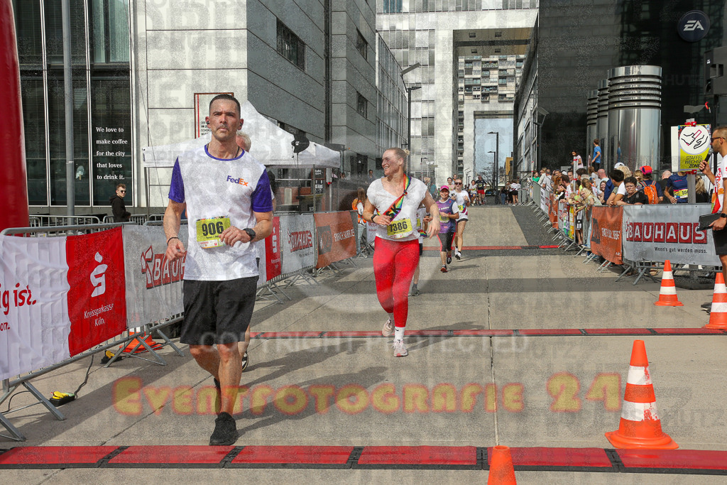 250920_1330_EX1_5115 | Sportfotografie im Rhein-Sieg Kreis, Köln, Bonn, NRW, Rheinland Pfalz, Hessen, etc. Unser Tätigkeitsfeld umfasst den Laufsport vom Volkslauf über den Marathon, Duathlon, Triathon bis zum Ultralauf wie Kölnpfad Ultra oder Schindertrail.