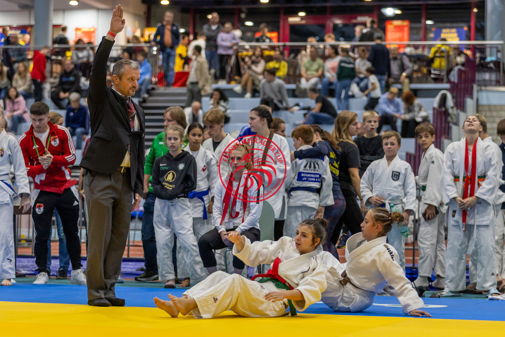 Internationaler Adler Cup 2024 | Foto vom Internationalen Adler Cup Judo Turnier im Sport- und Freizeitzentrum Kalbach im Oktober 2024 - Realisiert mit Pictrs.com