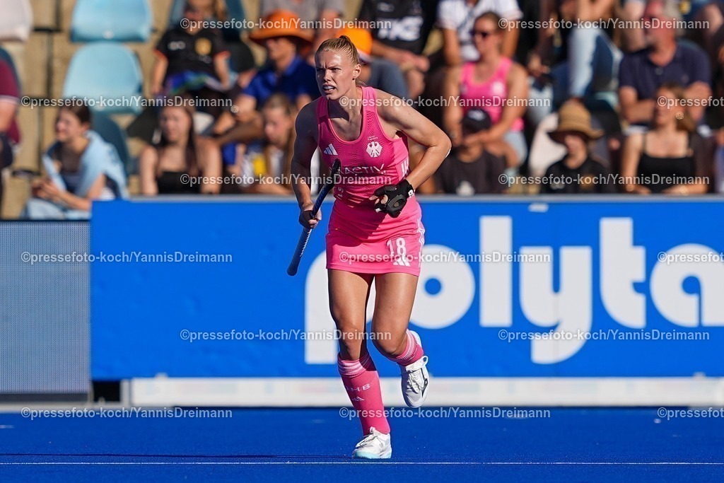 xydrx09082504062 | 09.08.2025, xydrx, Frauen EuroHockey Championship 2025, Gruppenphase, Gruppe a, Deutschland - Frankreich, Sparkassenpark Mönchengladbach: Lilly Stoffelsma (GER #18)