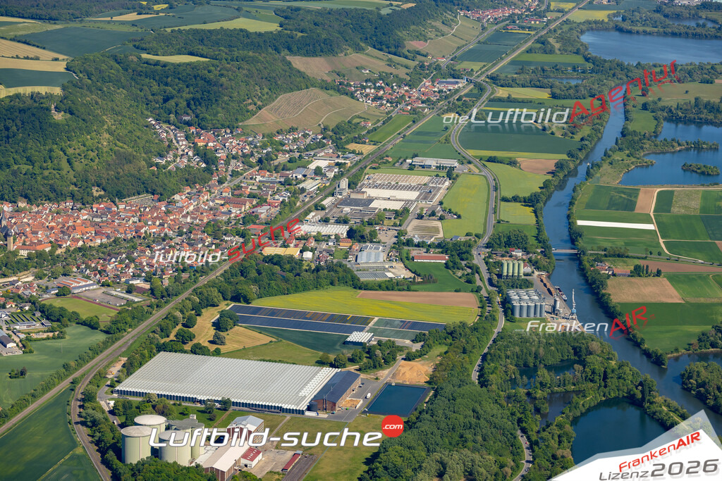 Luftaufnahme von Zeil am Main Vs Google Maps- Die Luftaufnahme wurde 2025 vom UL-Flugzeug heraus erstellt ( keine Drohne ) - Hochauflösende Luftaufnahme - für professionelle Ausdrucke geeignet. Die Geschenkidee !Mit Lizenz und Bildrechte bestellbar