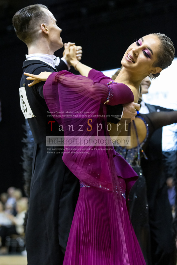 20241102_DC_HGR_Std_09395 | Tanzsportbilder, Standardtanz, Lateintanz, WDSF, DTV, LTVB, dancecomp, goc, hessen tanzt, blaues band der spree, walzer, tango, wiener walzer, slowfox, quickstepp, samba, rumba, cha-cha-cha, paso doble. jive, hd-kroft photography, turniertanzsport