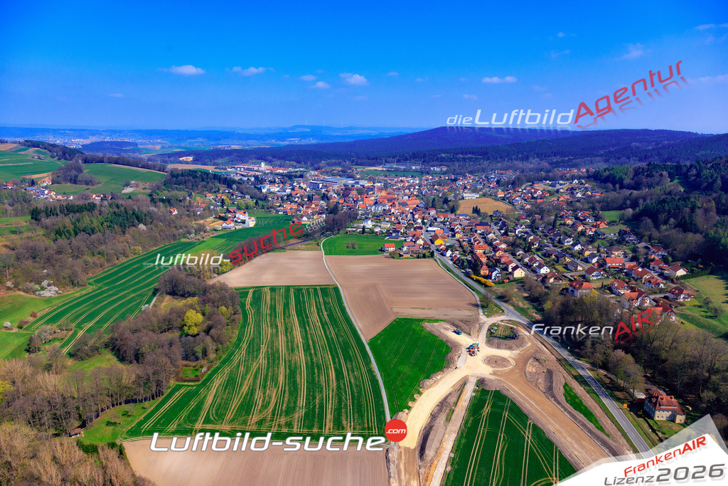 Die Luftaufnahme der Stadt Weismain wurde 2017 vom Flugzeug heraus erstellt ( keine Drohne )- hohe Auflösung für beste Qualität