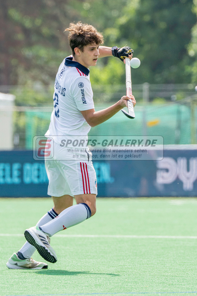 Final4_20240519-1518-0035 | Bonn, Deutschland, 19.05.2024: Hugo von Montgelas (Mannheimer HC) in Aktion waehrend des Spiels der Deutsche Feldhockey-Meisterschaften 2024 zwischen Final 4 Herren Finale Mannheimer HC - Hamburger Polo Club im Bonner THV am 19.05.2024 in Bonn, Deutschland. (Foto von Stephan Fehrmann)

Bonn, Germany, 19.05.2024: Hugo von Montgelas (Mannheimer HC) in action during the game of Deutsche Feldhockey-Meisterschaften 2024 between Final 4 Herren Finale Mannheimer HC - Hamburger Polo Club in Bonner THV at 19.05.2024 in Bonn, Deutschland. (Foto from Stephan Fehrmann)