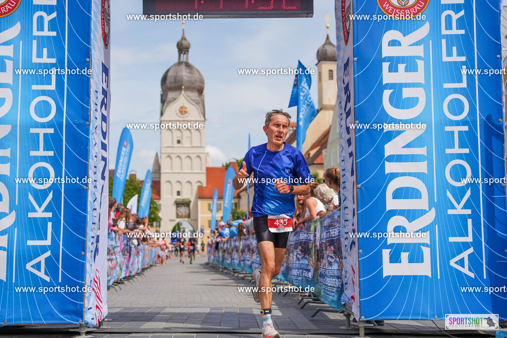 DSC04905 | Stadttriathlon Erding 2025. #yourpictrs #sportshot_your_pictrs @Sportshotphotography #stadttriathlonerding Copyright: www.sportshot.de