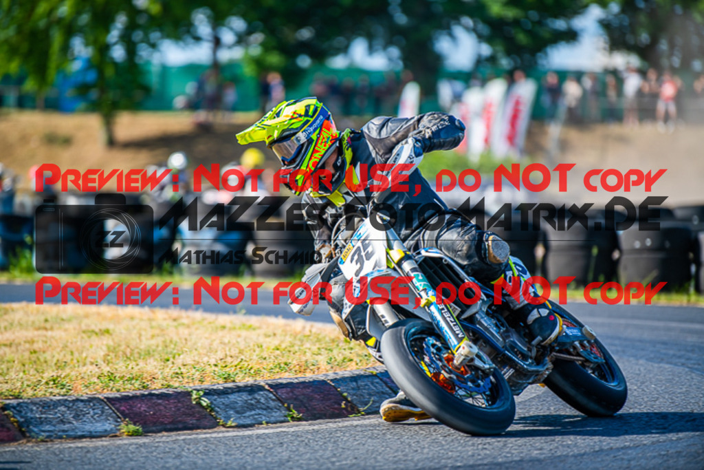 MaZZes_FotoMatrix_220528_6254-2 | Fotograf Mathias Schmid
Sportfotograf,
Eventfotograf,
Hochzeitsfotograf,
Portraitfotograf