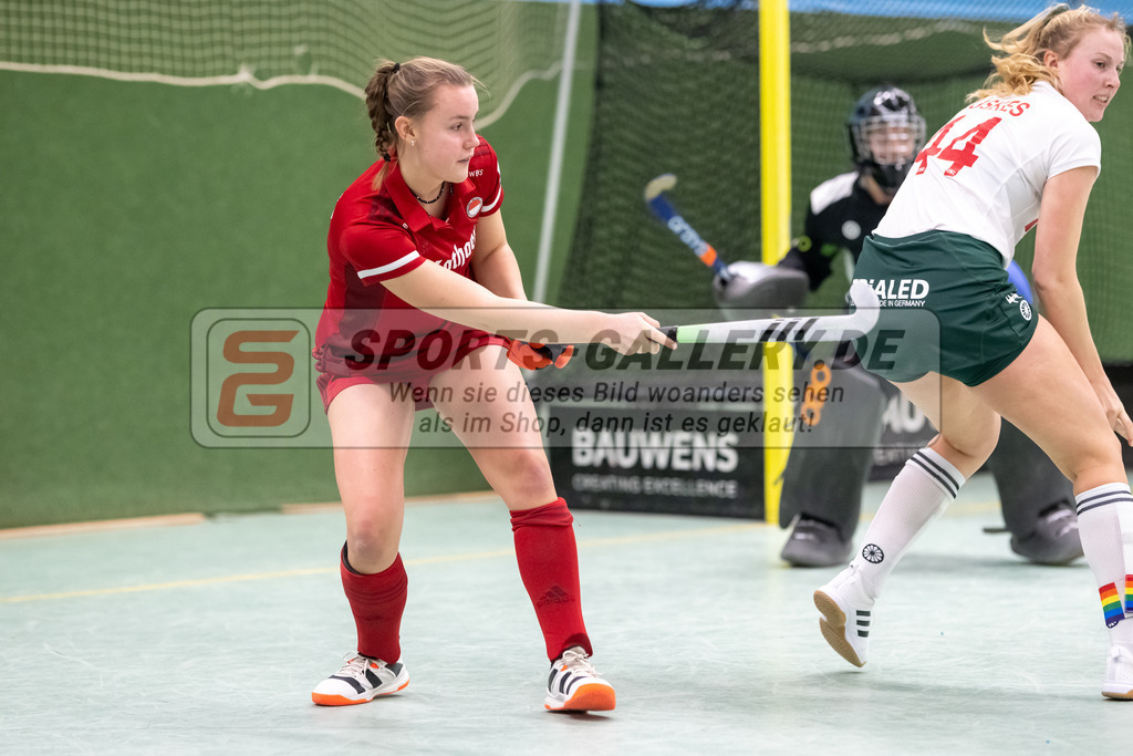 SFE_20221218_0060 | 1. Bundesliga Hockey Damen Rot-Weiss Köln - Crefelder HTCa am 18.12.2022 in Köln (KTHC Stadion Rot-Weiss Köln Tennis and Hockey Club), Photo: Stephan Fehrmann 2022 (Sports-Gallery)