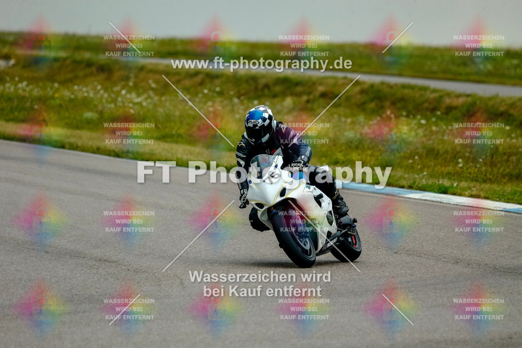 Chambley Juli-1688 | Hier findet Ihr Bilder von Touristenfahrten auf der Nürburgring Nordschleife oder von anderen Veranstaltungen die ich besucht habe. Viel Spass beim Durch Schauen 