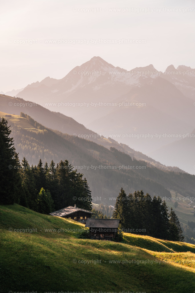 Tux Blick zum Ahornspitz copyright  Thomas Pfister-1 | PHOTOGRAPHY BY THOMAS PFISTER