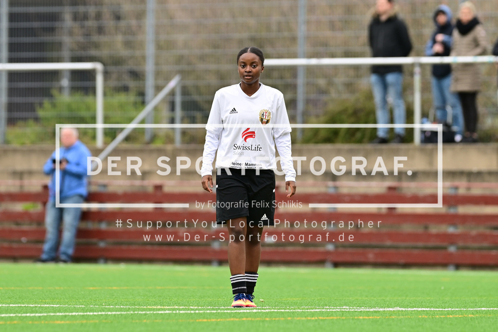 Fußball I Frauen I Saison 2025-2026 I Bezirksliga I 21. Spieltag I Harburger TB - Rahlstedter SC I 164500 | Der Sportfotograf. - Realisiert mit Pictrs.com