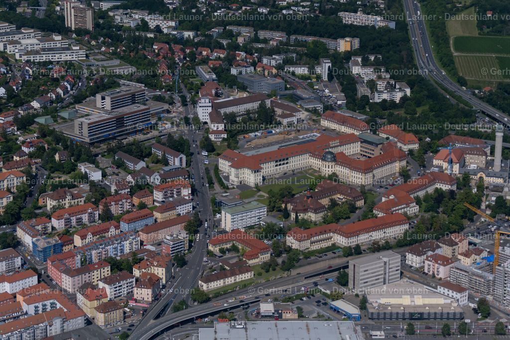 4046813 | Universitätsklinikum Würzburg, ein Klinikum der Medizinischen Fakultät der Julius-Maximilians-Universität Würzburg und ein Krankenhaus der Maximalversorgung.