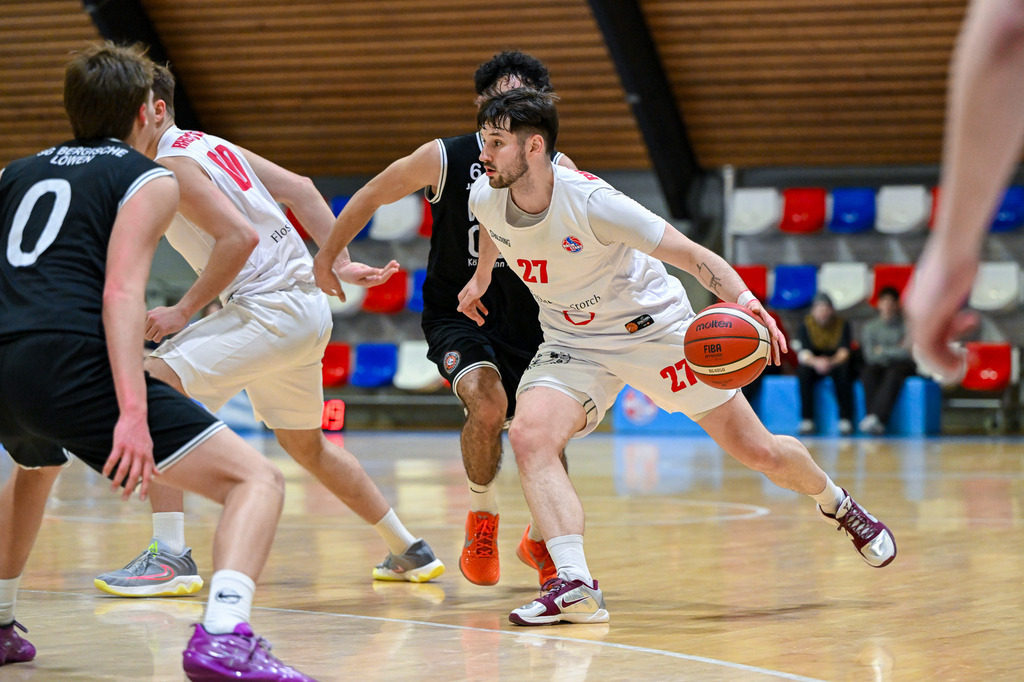 gml_057 | Fotos von Basketballspielen aus dem Raum NRW fotografiert von Gero Mueller-Laschet und Daniel Schaefer - Realisiert mit Pictrs.com