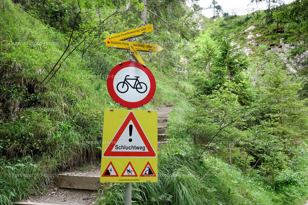 welltvi-2019-Juli09--Stuibenfaelle-Planseeabfluss-Reutte-DSD03336 | Info aus dem Bezirk Reutte/Ausserfern Tirol sowie eine umfangreiche Bilddatenbank über die gesamte Region: Lechtal, Talkessel Reutte, Tannheimertal, Zwischentoren. Lech, Plansee, Zugspitze, Grenztunnel, B179, Fernpassstraße, Verkehr, Lawinen, Tradition, - Realisiert mit Pictrs.com