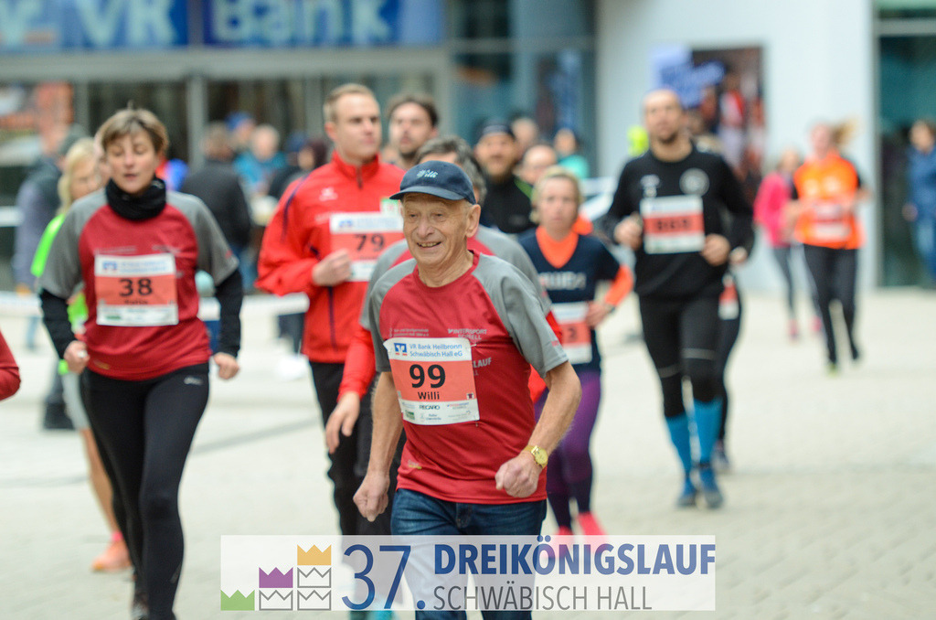 VR Bank Hauptlauf 10000m | 3 Koenigslauf 2023 - Realisiert mit Pictrs.com